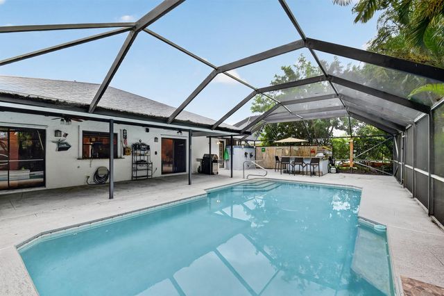 13606 Columbine Avenue, Wellington, FL 33414