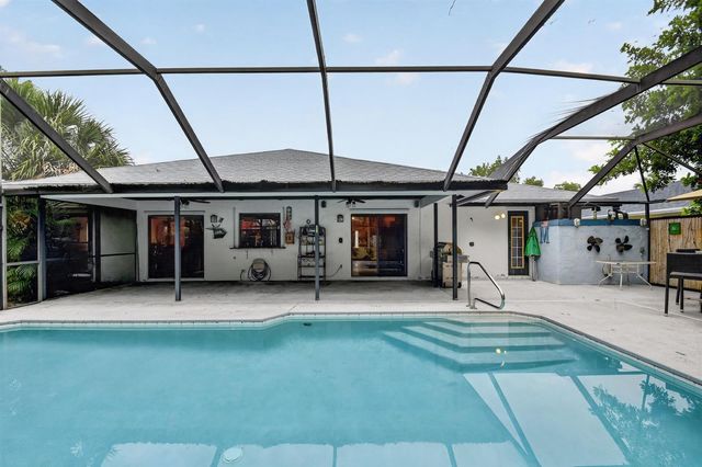 13606 Columbine Avenue, Wellington, FL 33414