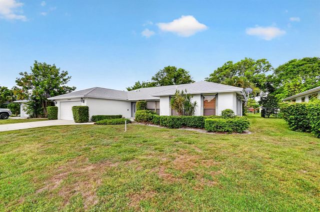 13606 Columbine Avenue, Wellington, FL 33414