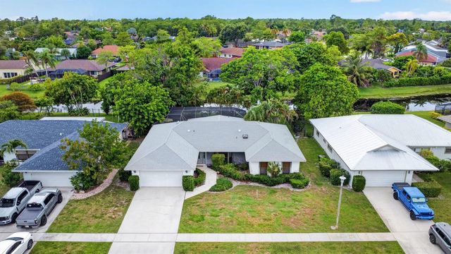 13606 Columbine Avenue, Wellington, FL 33414
