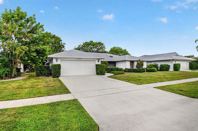 13606 Columbine Avenue, Wellington, FL 33414