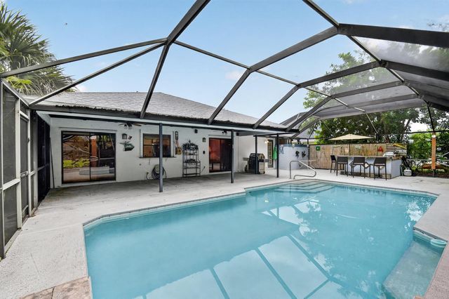 13606 Columbine Avenue, Wellington, FL 33414