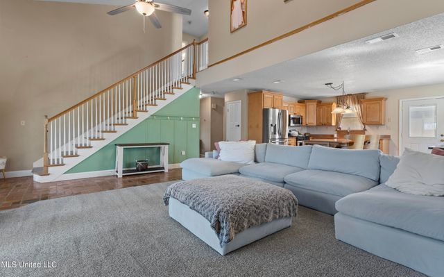 16916 Long Leaf Drive, Vancleave, MS 39565