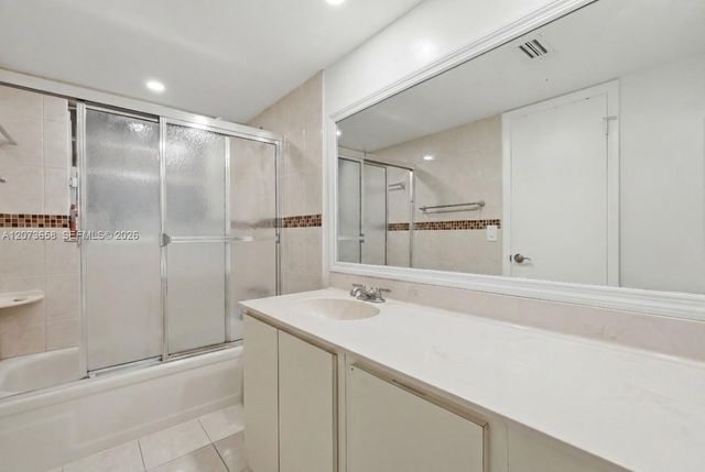 7460 Woodmont Terrace 101, Tamarac, FL 33321