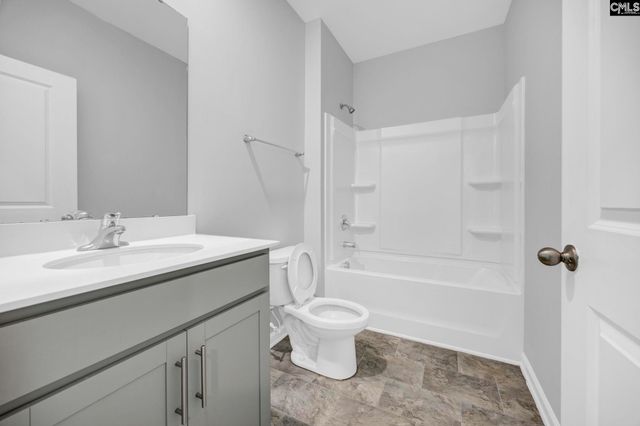 276 Bevington Brook Lane, Hopkins, SC 29061