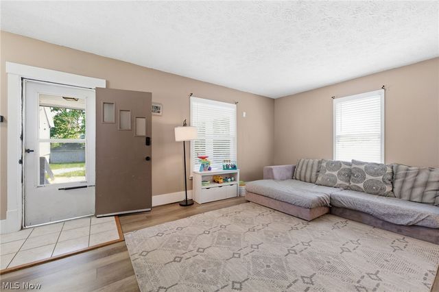 120 Grant Avenue, Cuyahoga Falls, OH 44221