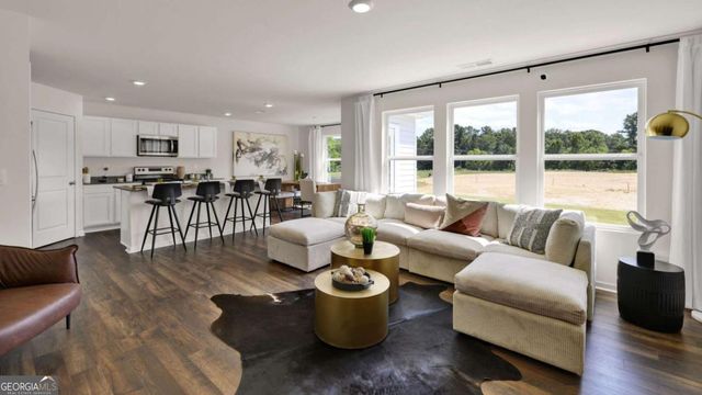 5475 Cypress Circle, College Park, GA 30349