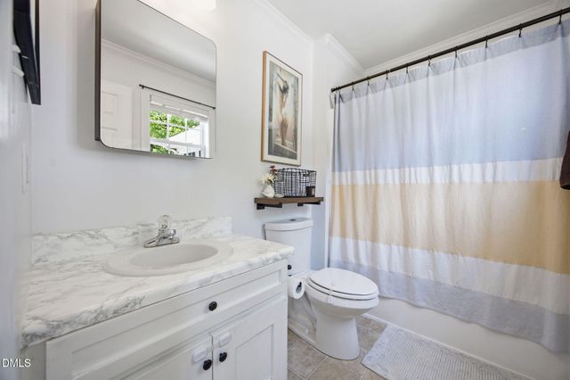 902 Hollins Court, Knightdale, NC 27545