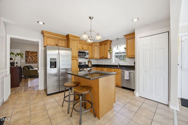 902 Hollins Court, Knightdale, NC 27545