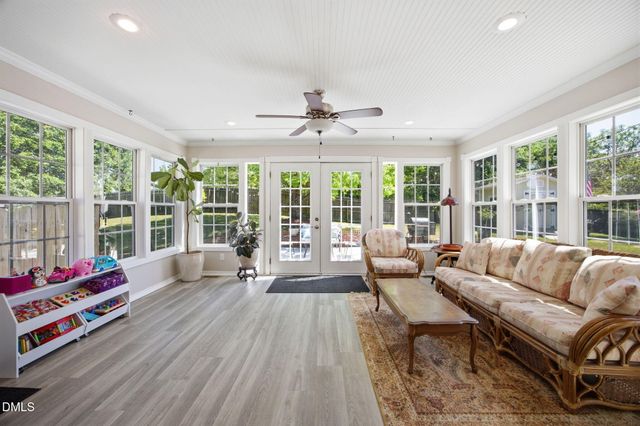 902 Hollins Court, Knightdale, NC 27545