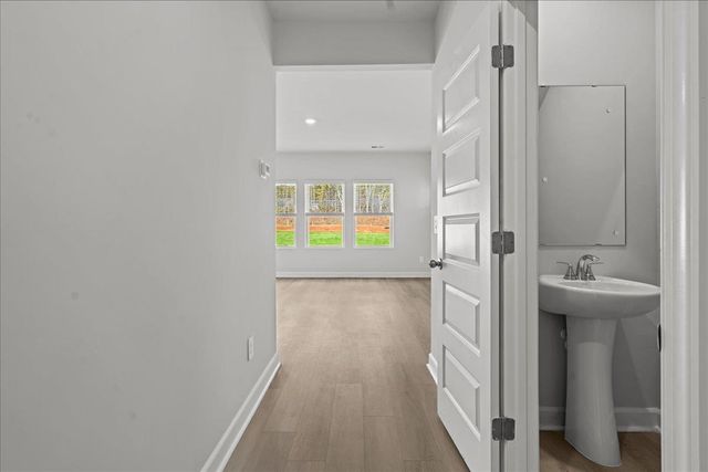 674 Cozy Bluff Road, Spartanburg, SC 29301