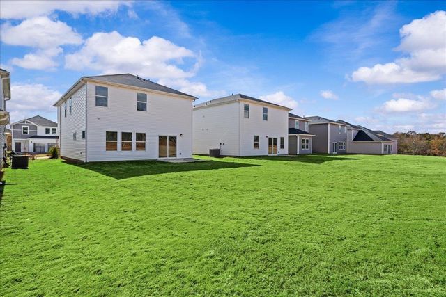 674 Cozy Bluff Road, Spartanburg, SC 29301