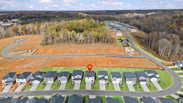 674 Cozy Bluff Road, Spartanburg, SC 29301