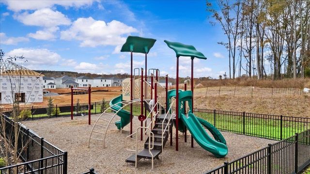 674 Cozy Bluff Road, Spartanburg, SC 29301