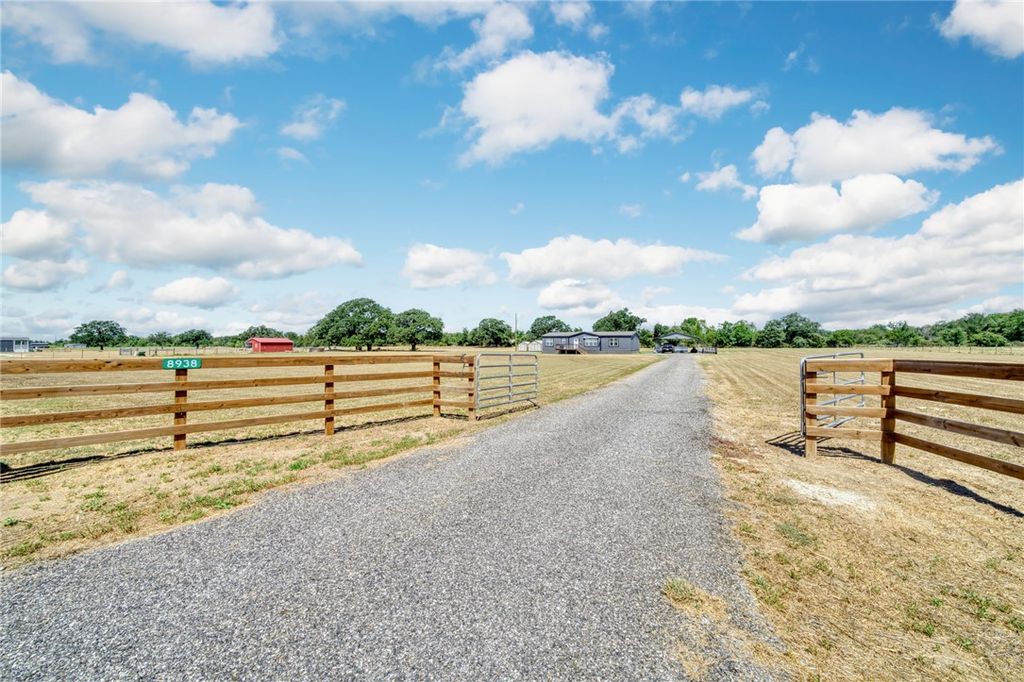 8938 OLD HIGHWAY ROAD, Calvert, TX 77837 — exterior