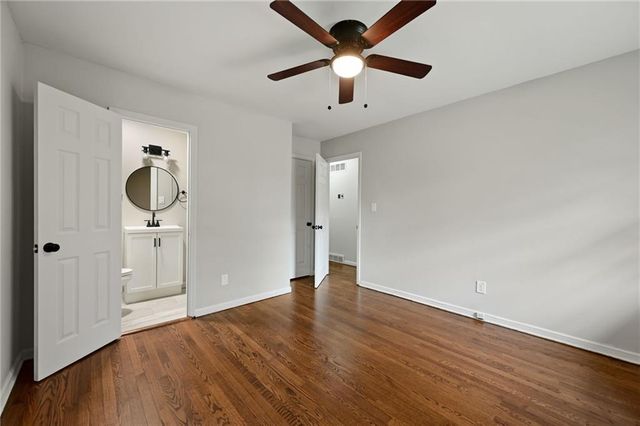 8206 Elm Avenue, Raytown, MO 64138