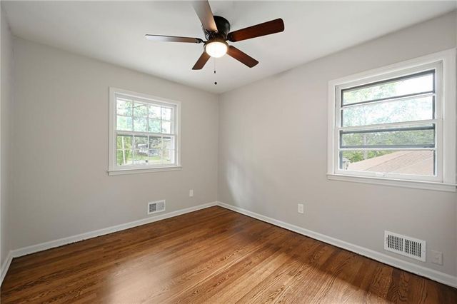 8206 Elm Avenue, Raytown, MO 64138