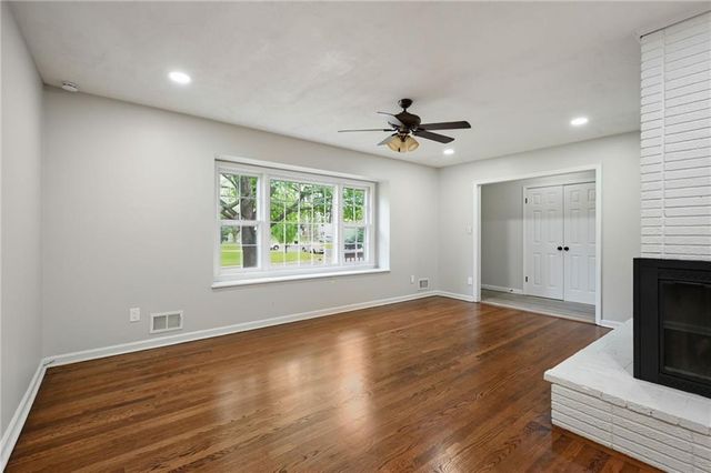 8206 Elm Avenue, Raytown, MO 64138