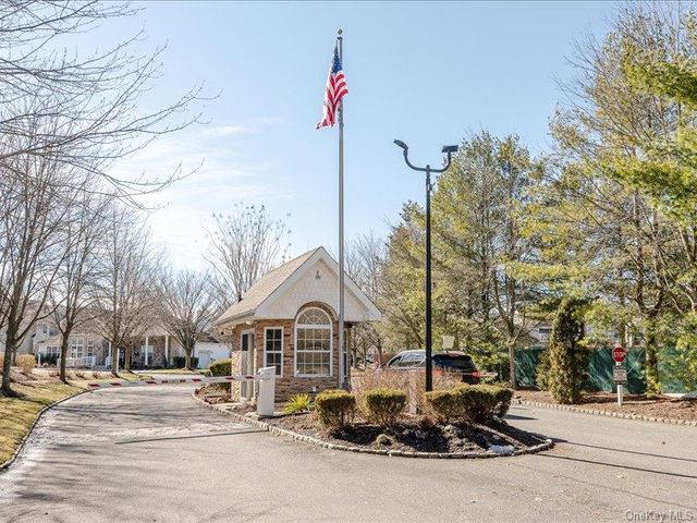 29 Snowdance Lane, Nesconset, NY 11767