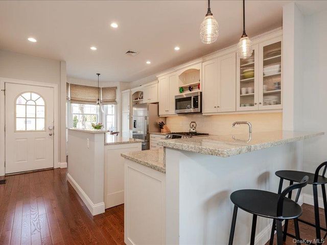 29 Snowdance Lane, Nesconset, NY 11767