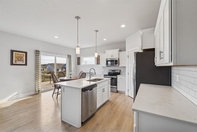 2127 NW Beechwood Street, Ankeny, IA 50023