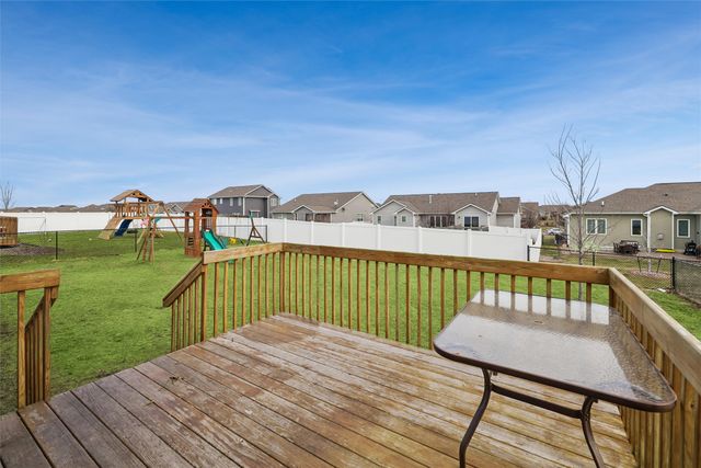 2127 NW Beechwood Street, Ankeny, IA 50023