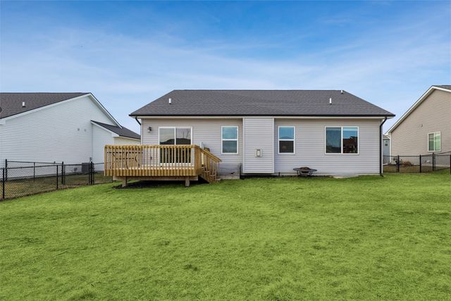 2127 NW Beechwood Street, Ankeny, IA 50023