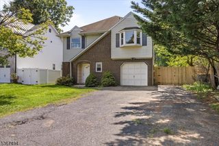 205 School St, Green Brook Twp., NJ 08812