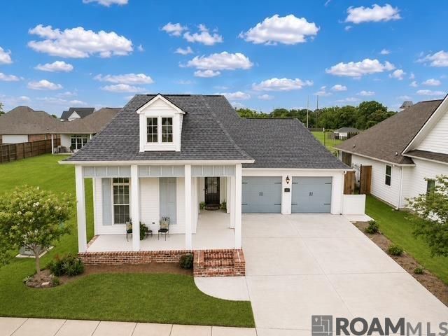 38182 Emery Ln, Prairieville, LA 70769