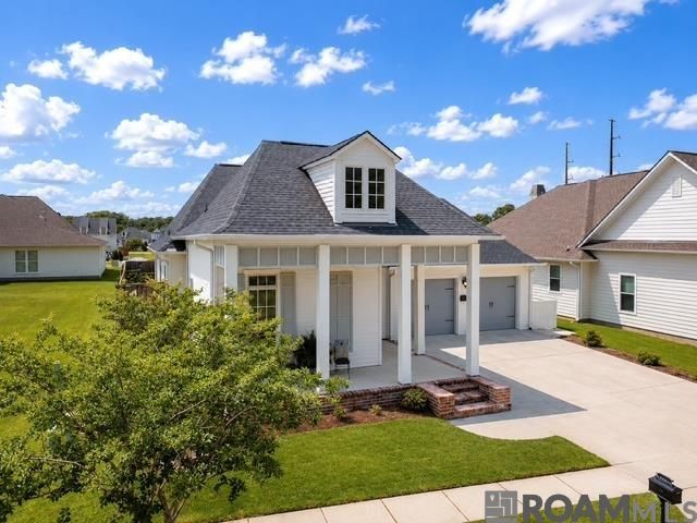 38182 Emery Ln, Prairieville, LA 70769