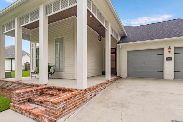 38182 Emery Ln, Prairieville, LA 70769