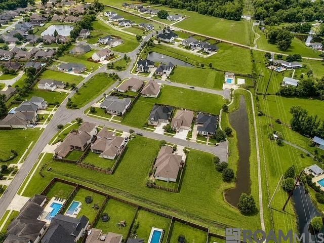 38182 Emery Ln, Prairieville, LA 70769