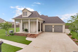 38182 Emery Ln, Prairieville, LA 70769