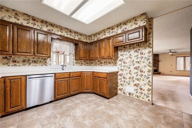 13 Evans Lane, Bella Vista, AR 72715