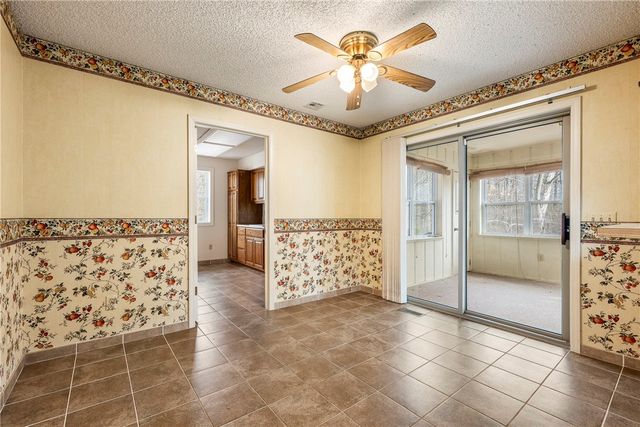 13 Evans Lane, Bella Vista, AR 72715