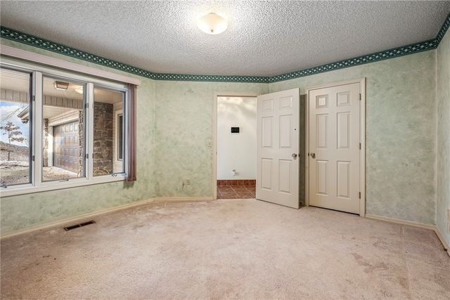 13 Evans Lane, Bella Vista, AR 72715