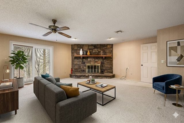 13 Evans Lane, Bella Vista, AR 72715