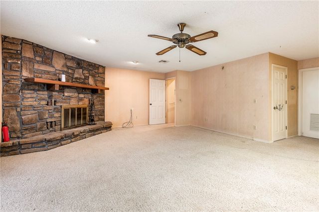 13 Evans Lane, Bella Vista, AR 72715