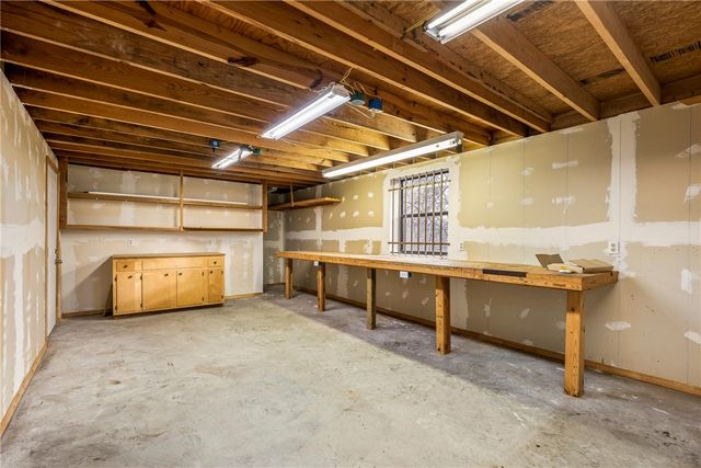 13 Evans Lane, Bella Vista, AR 72715