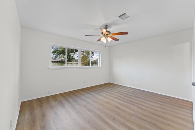 7814 Leader Street, Houston, TX 77036