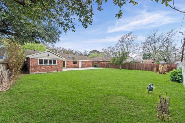 7814 Leader Street, Houston, TX 77036