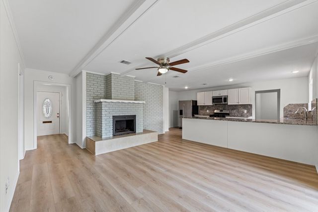 7814 Leader Street, Houston, TX 77036