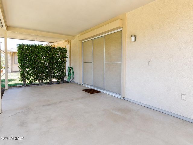 19226 N SOMBRERO Circle, Sun City, AZ 85373