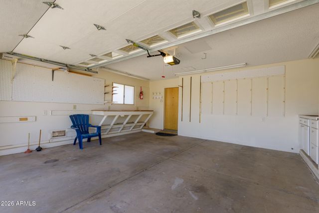 19226 N SOMBRERO Circle, Sun City, AZ 85373