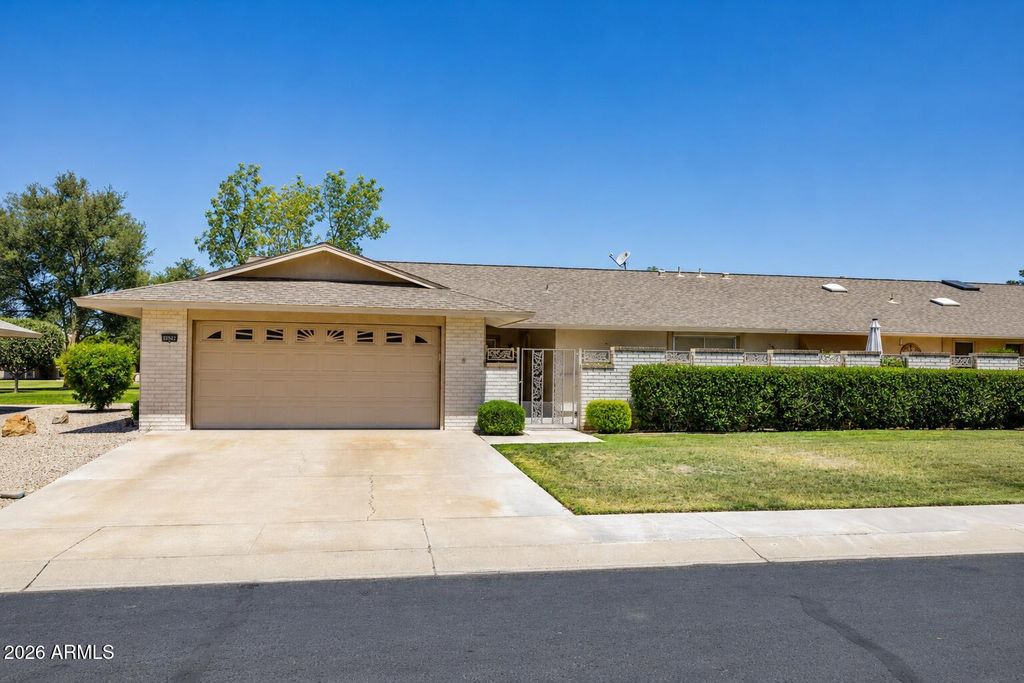 19226 N SOMBRERO Circle, Sun City, AZ 85373