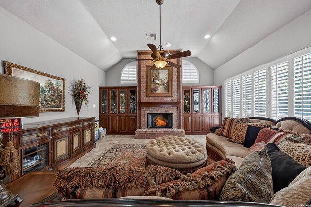 11 Westerleigh, San Antonio, TX 78218