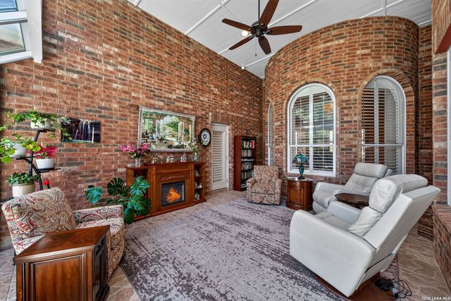 11 Westerleigh, San Antonio, TX 78218