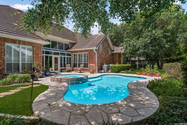 11 Westerleigh, San Antonio, TX 78218