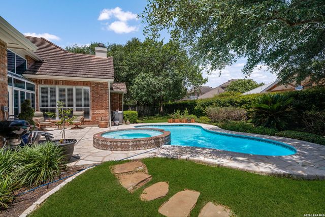 11 Westerleigh, San Antonio, TX 78218