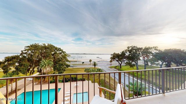 520 Beach Boulevard, 501, Biloxi, MS 39530